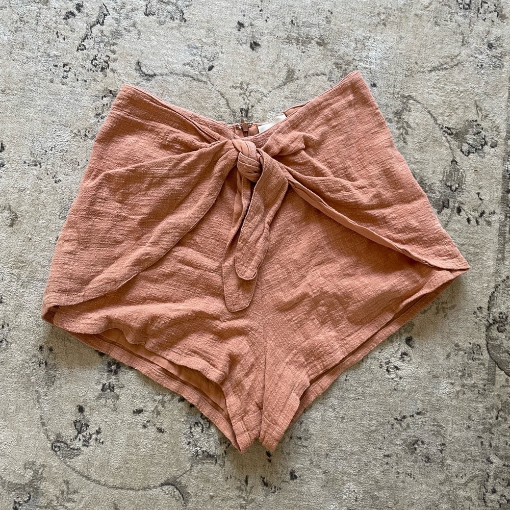 Zulu and Zephyr Linen Shorts